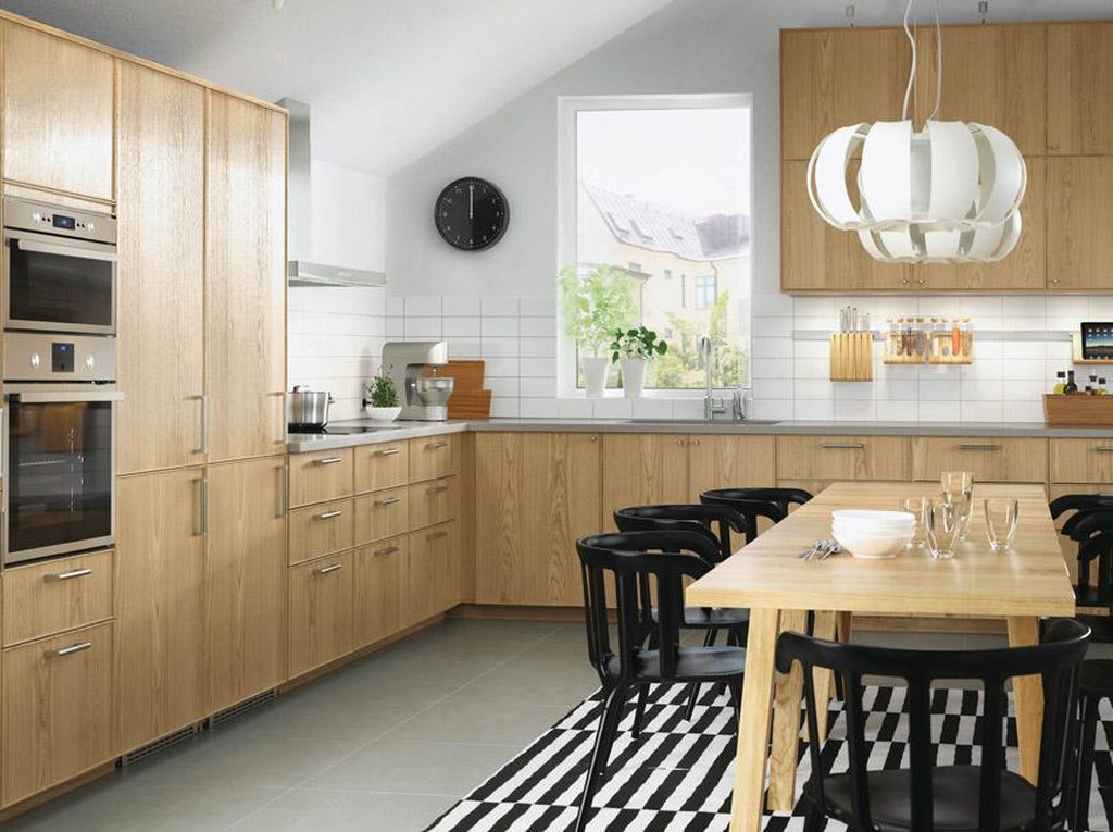 Warm Oak · Kitchen